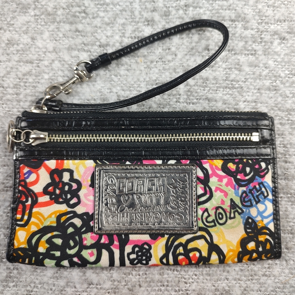 Coach Poppy Floral Graphic Wristlet in Multicolor